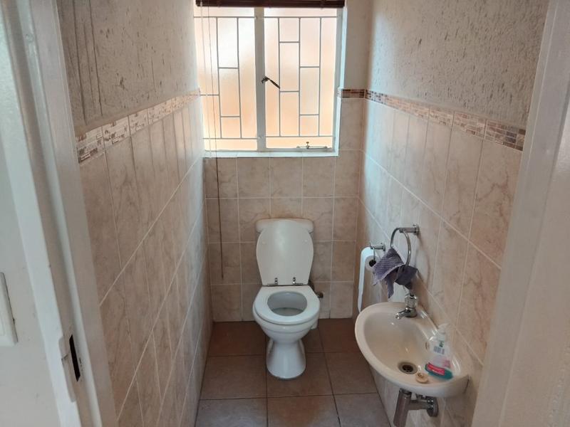 To Let 3 Bedroom Property for Rent in Baillie Park North West